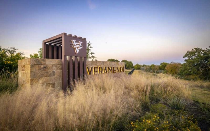 veramendi-sign